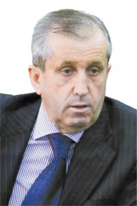 Виктор Мажукин