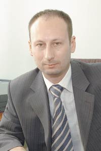 Олег Каверин